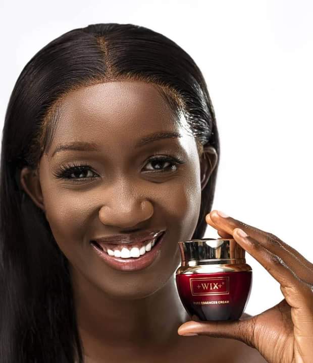 A picture of WIX ESSENCE CREAM