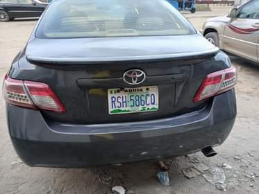 A picture of 2009 Toyota camry with silent untouched engine gear very smooth