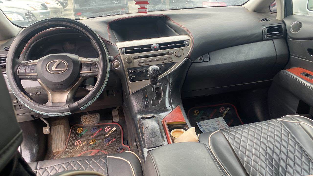 A picture of Fast Awoof Deal 2010 Rx350 upgraded to 2020