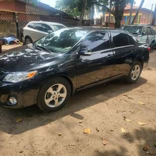A picture of Toyota Corolla 011