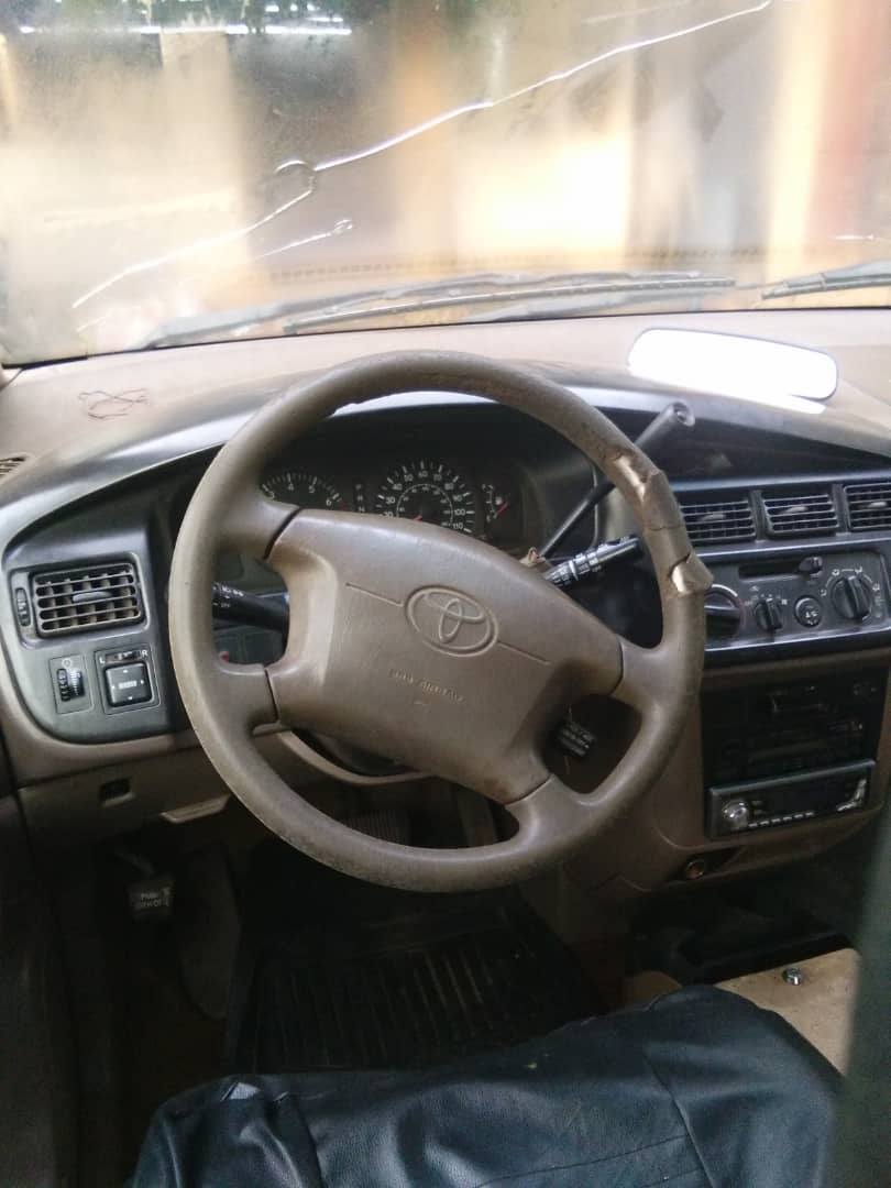A picture of Toyota Sienna