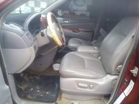 A picture of 2004 Toyota New model sienna 13