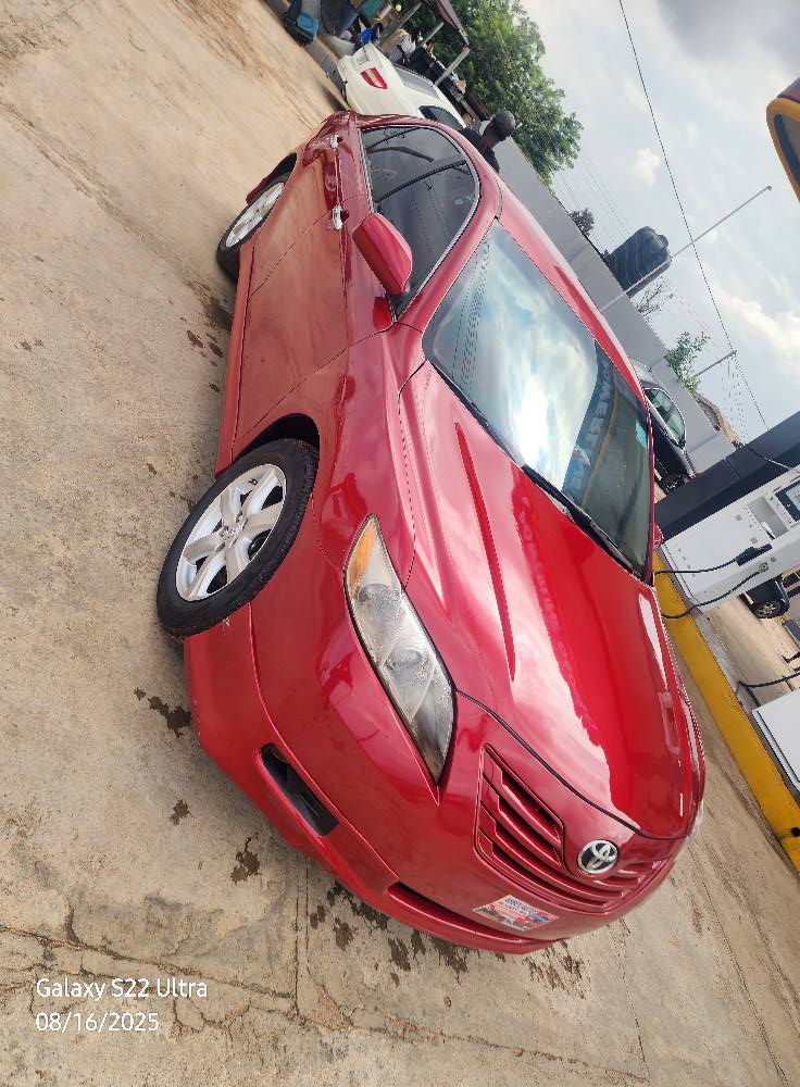 A picture of Toyota Camry 2008 sport