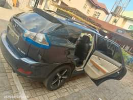 A picture of Rx330 in mint condition everything soft with AC chilling just