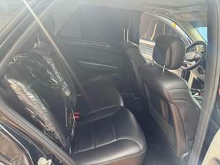 A picture of ml 350 2011