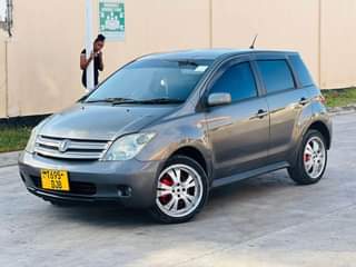 A picture of TOYOTA IST
