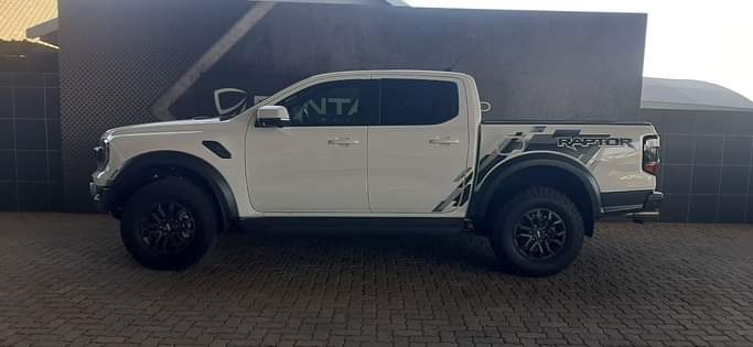Bakkies T.