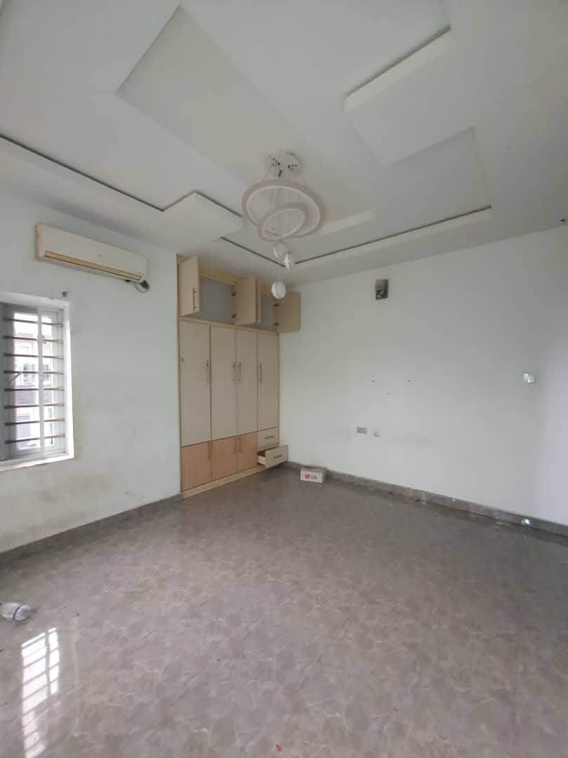 A picture of TO LET 2 Bedroom Flat At Eliozu Portharcourt 08095109106