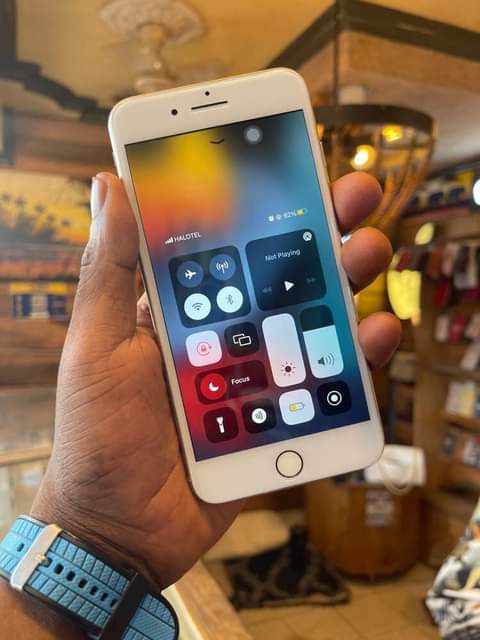 A picture of Iphone 8 plus bypass