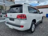 A picture of TOYOTA LAND CRUISER V8 MILLION260 CALL 0716711174