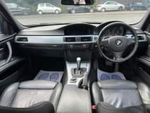 A picture of BMW 3 SERIES