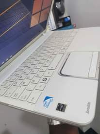 A picture of TOSHIBA SATELLITE