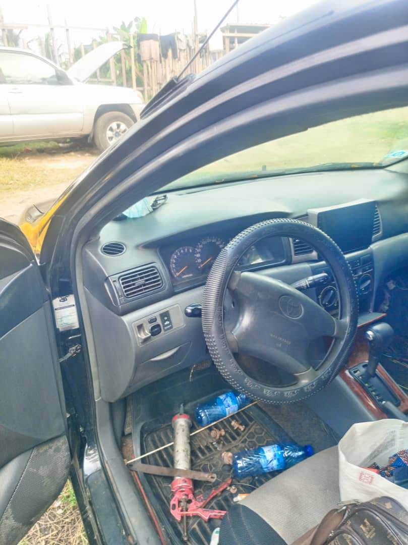 A picture of Toyota Corolla bank