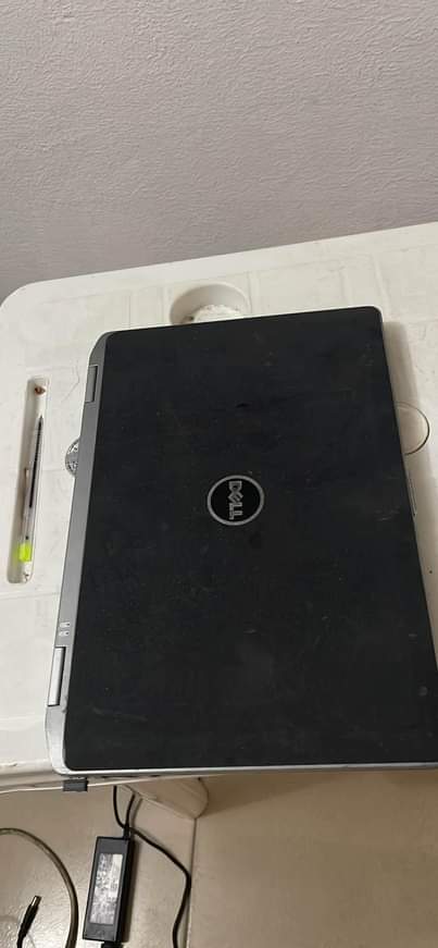 A picture of Dell latitude E6430