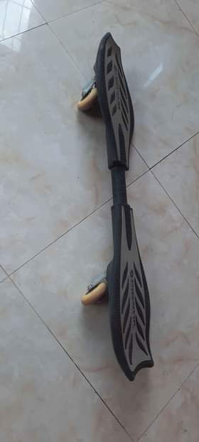 A picture of Razor ripstik Caster board classic collection 2 wheel