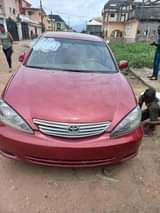 A picture of Camry 04 model