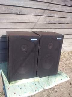 speakers