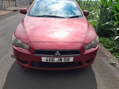 mitsubishi lancer