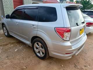 A picture of SUBARU FORESTER XT DX 17 5M