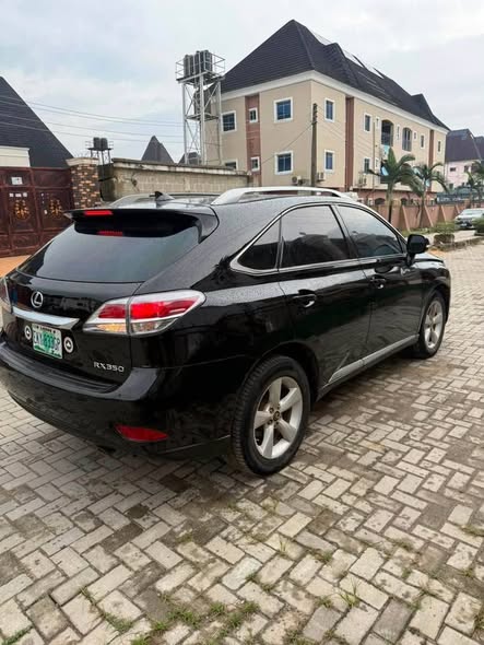 A picture of Lexus Rx350 350 2015