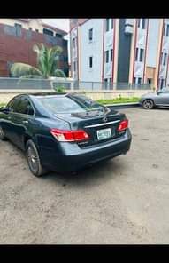A picture of Lexus Smart Es350 Highest grade With double pano roof Engine