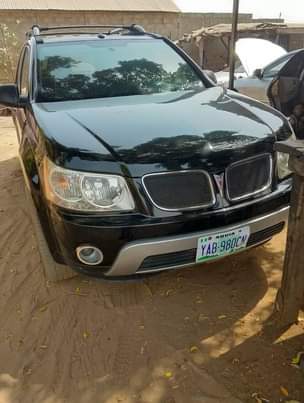 A picture of Pontiac Torrent 2008
