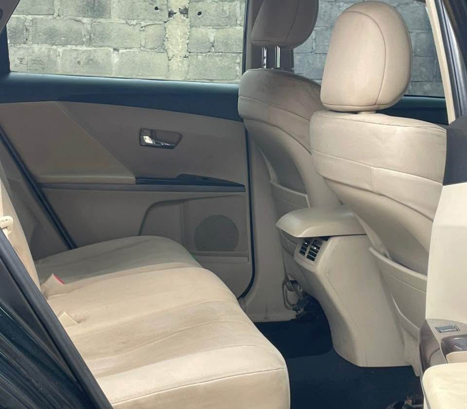 A picture of Toyota Venza 2010 08144130632