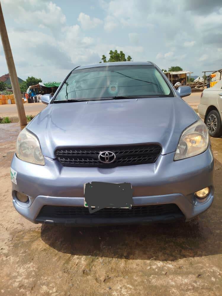 A picture of Toyota matrix Gear Engine Ac Location Abuja