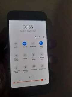 A picture of SAMSUNG GALAXY J5