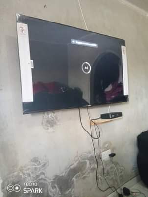classifieds/tvs
