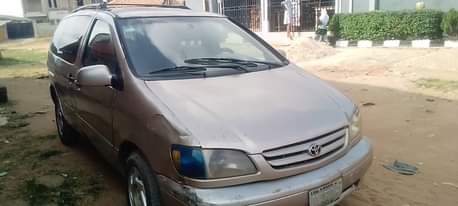 A picture of Car