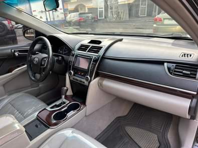 A picture of TOKS TOYOTA CAMRY XLE 2014 Model clean leather interior Thumbstart
