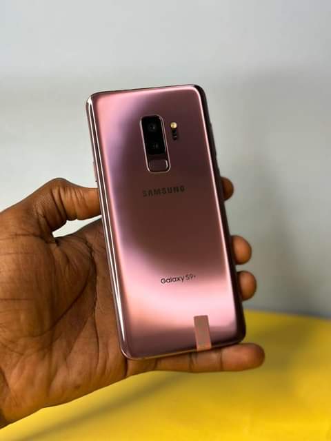 A picture of S9 plus Samsung galaxy