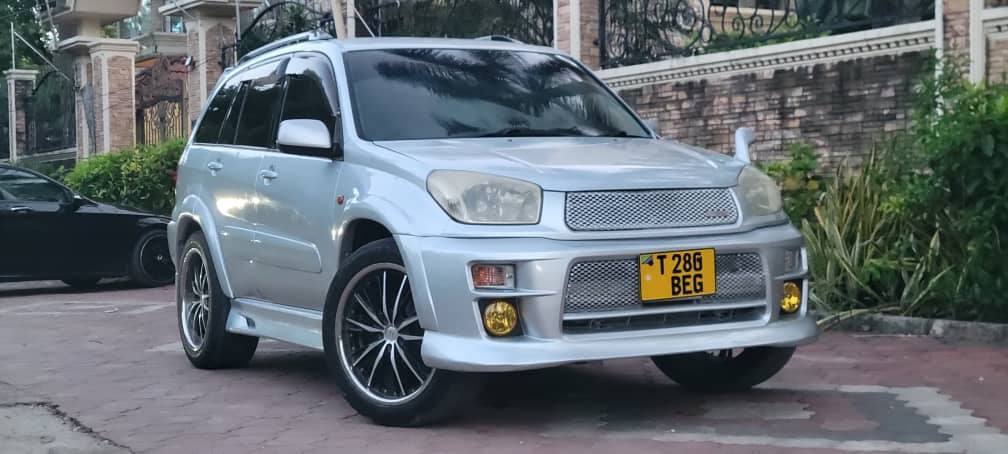 A picture of TOYOTA RAV4