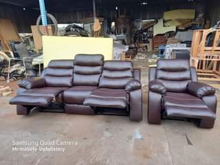 classifieds/furniture sofas