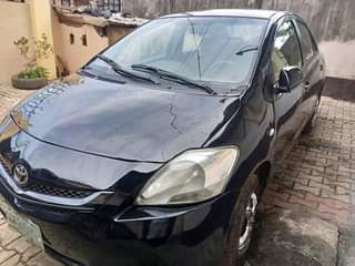 A picture of Toyota Yaris 2008 manual drive