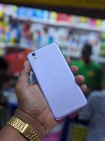 A picture of AQUOS DOCOMO ina Storage 32GB Ram 3GB