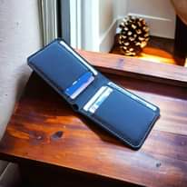 A picture of Alien skin pure leather wallets