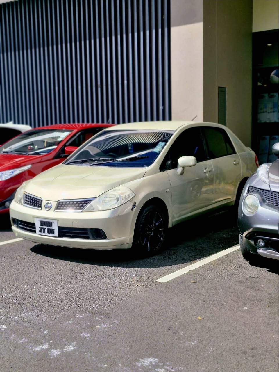 nissan