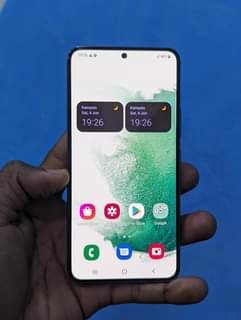 A picture of SAMSUNG S22 5G