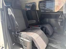 A picture of Toyota Alphard new model