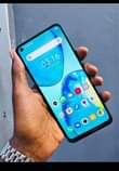 A picture of infinix note 8i