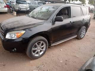 A picture of Toyota RAV4