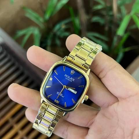 A picture of Watches avaliable New design 0765863634