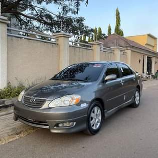 A picture of SUPER CLEAN 2006 COROLLA SPORTS PRICE IS 3 7M