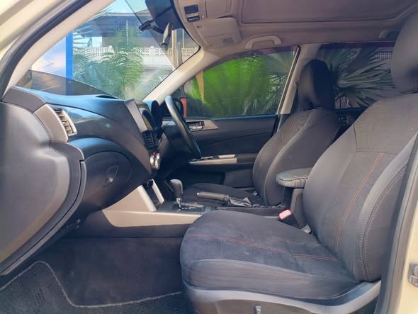 A picture of subaru forester