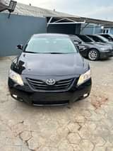 A picture of Super clean and sharp 2008 Toyota Camry hybrid everything is