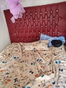 A picture of Kitanda bedsofa 5 6 kinauzwa 160k