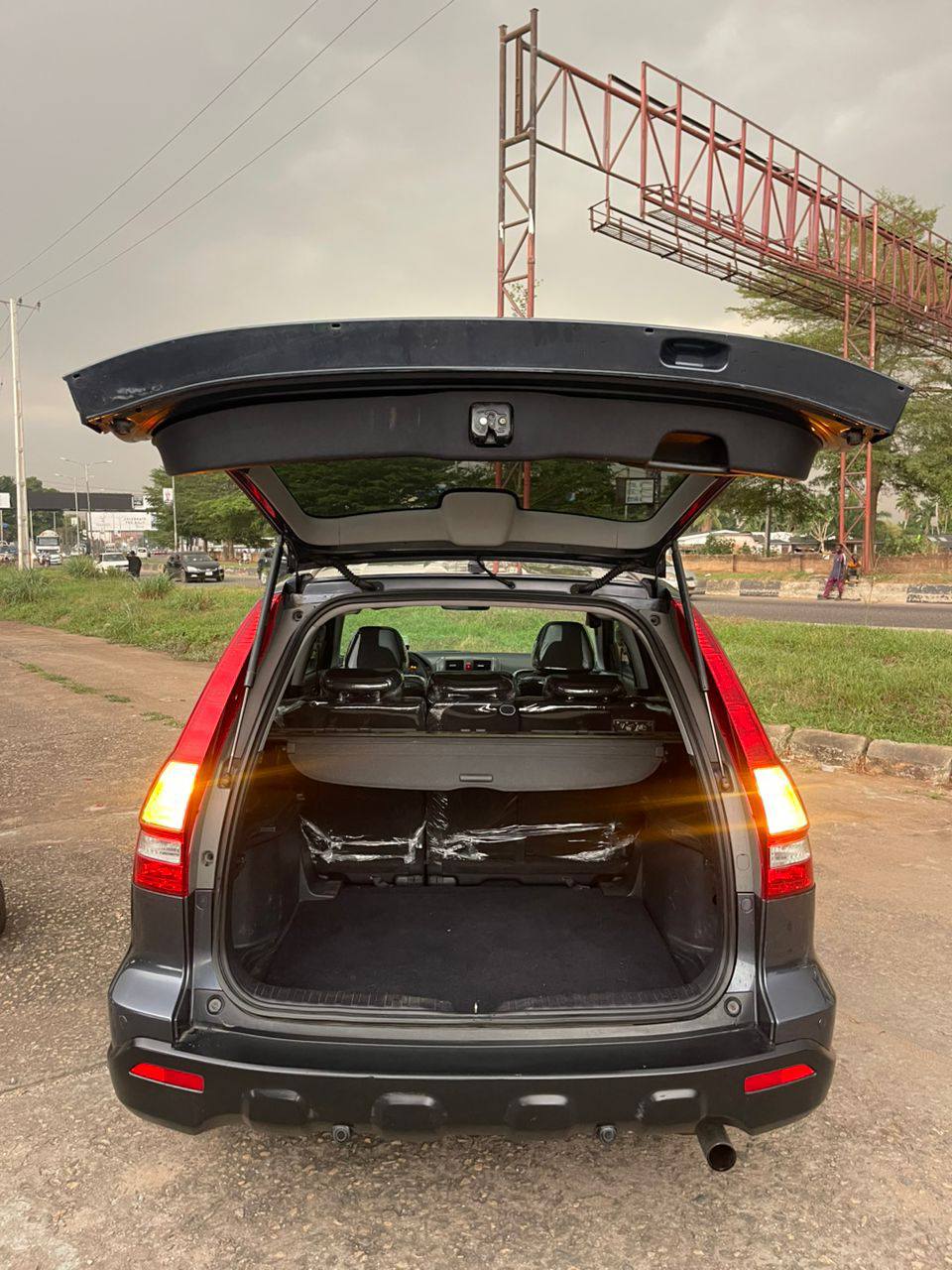 A picture of 2008 direct Belgium Honda crv Converted from right hand drive