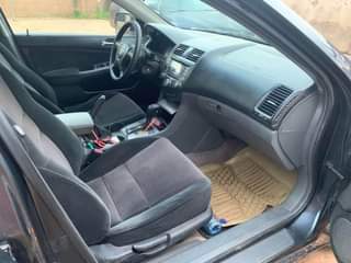A picture of Honda accord 2004 model